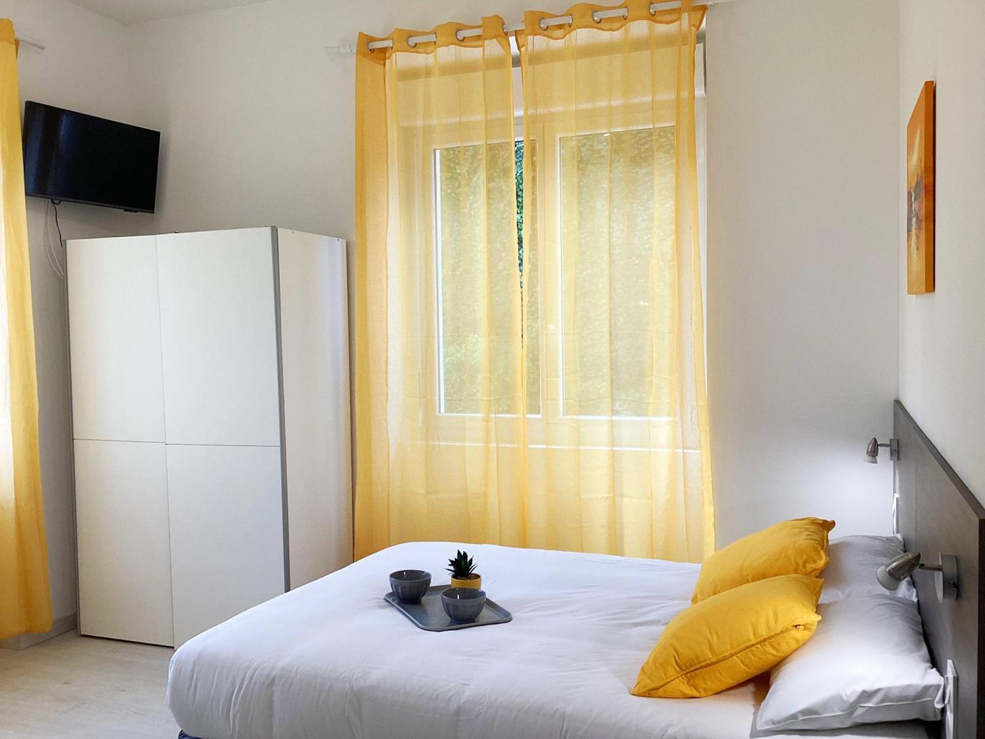 Appartement Stella 95 M2 Climatise Parking Proche Sanctuaires Lourdes Kültér fotó